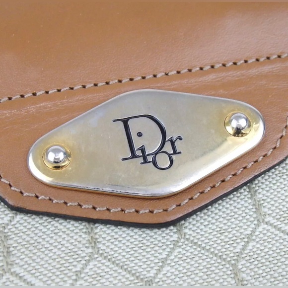 DIOR Vintage Honeycomb Pattern Clutch ❤️😍 - Picture 7 of 12